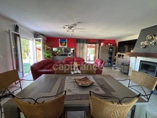 GIGEAN(34), À VENDRE MAISON PLAIN-PIED P5, SURFACE TOTALE 167 m2, TERRAIN 767 m2, T2 INDÉPENDANT, PISCINE, GARAGE
