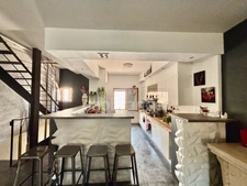 GIGEAN(34), À VENDRE MAISON DE VILLAGE RÉNOVÉE P4, SURFACE TOTALE 126 m2, TERRASSE 10 m2, GARAGE 26 m2, CENTRE VILLE