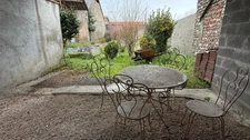 Tarbes périphérie, village dynamique Maison de village à rénover idéale grande famille ou investisseurs.
