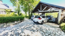 15 minutes from Tarbes, traditional house on beautiful wooded grounds.