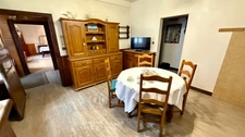 Tarbes périphérie, village dynamique Maison de village à rénover idéale grande famille ou investisseurs.