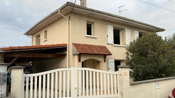 Exclusivité Capifrance Maison avec trois chambres quartier des castors, arsenal, Tarbes, Aureilhan.