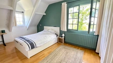 15 minutes from Tarbes, traditional house on beautiful wooded grounds.