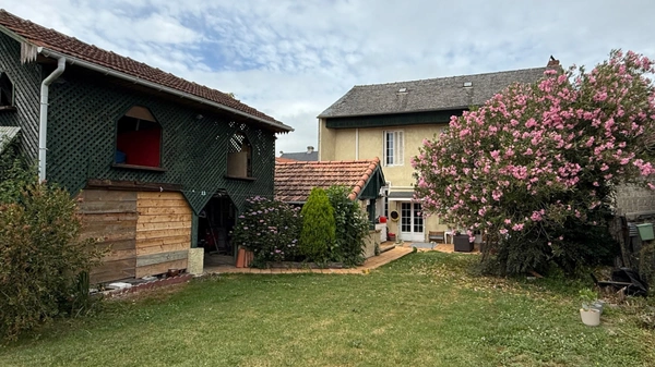 Maison centre Bordères sur Echez trois chambres sur 590M2 de terrain, proche Tarbes