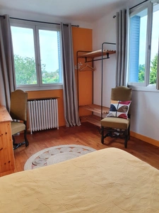 Tarbes Urac Sendère, proche centre  écoles et commerces belle maison  de 200 m² 5 chambres, dépendances, vue Pyrénées - Terrain de 1 347,00 m² 
