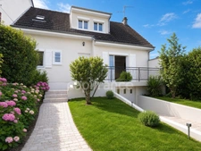 QUARTIER PAVILLIONNAIRE - MAISON FAMILIALE DE 4 CHAMBRES