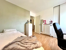 DUPLEX DE 96 m2 à 3 MIN A PIED DE LA GARE - 3 CHAMBRES