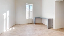 Maison de ville atypique avec extérieur proche centre-ville 