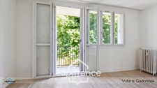 Appartement 3 chambres dans résidence proche toutes commodités à ROCHEFORT 