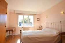 Dpt Loiret (45), à vendre TIVERNON propriete avec des dépendances d'environ 350 m² 