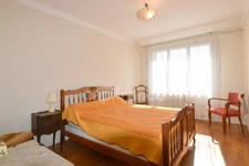 Dpt Loiret (45), à vendre TIVERNON propriete avec des dépendances d'environ 350 m² 