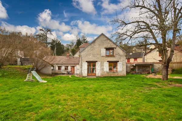 Maison en pierre rénovée – 3 pièces – Vallée de la Chalouette – 11 km au sud d’Étampes