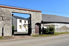 Grande maison (170 m², 11 pièces) Salle de reception (115 m²) Grand hangar (350 m²) à vendre TIVERNON (45)