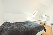 Maison familiale avec 5 chambres, jardin et garage, Boisseaux 45 