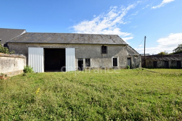 Dpt Loiret (45), à vendre TIVERNON grange/terrain