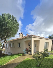Maison à vendre 6 pièces + hangar 150 m² LONGEVILLE SUR MER (85)