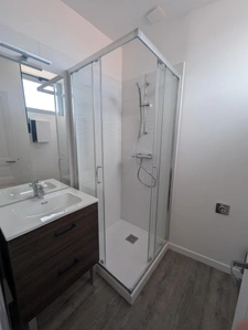 Appartement remis à neuf à louer 2 pièces dont 1 chambre.  47 m²  FONTENAY LE COMTE (85)