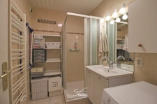 T3 en vente à Grenoble (38), résidence sécurisée, ascenseur, terrasse, cave, garage