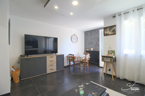 Appartement T3 en rez-de-chaussée à Barberaz (73000) avec balcon et cave