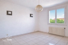 Maison 6 pièces à vendre à CHAPAREILLAN (38)