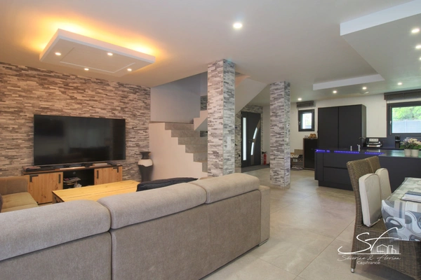 Maison à vendre 8 pièces PONTCHARRA (38)