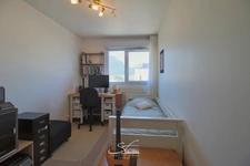 T3 en vente à Grenoble (38), résidence sécurisée, ascenseur, terrasse, cave, garage