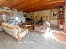 Authentique longère en pierre en Périgord Noir sur un terrain de 2849 m²