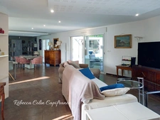 Villa contemporaine de 184 m² entièrement rénovée à BOULAZAC (24)