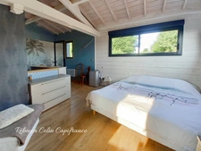 Villa contemporaine de 184 m² entièrement rénovée à BOULAZAC (24)