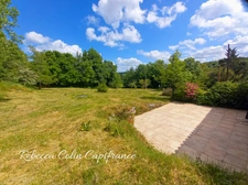 Authentique longère en pierre en Périgord Noir sur un terrain de 2849 m²