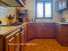 Maison périgourdine avec jardin clos en Périgord Noir 