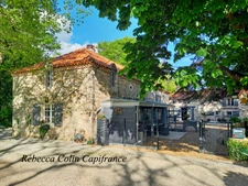 Charming residence with gîte and swimming pool in the Périgord Noir