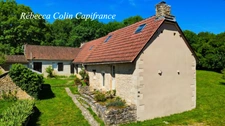 Authentique longère en pierre en Périgord Noir sur un terrain de 2849 m²