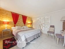 Prestigious residence with swimming pool in Périgord Noir