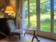Beautiful historic stone property with wooded grounds - Outbuildings and swimming pool - for sale - near CASTILLONNES (47)