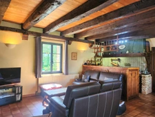 Stone farmhouse with 3 bedrooms - Outbuildings - 2.76 hectares - near MONFLANQUIN (Lot-et-Garonne)