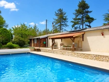 Nice Property with swimming pool and dependances - house P5 - for sale - near Villeréal - ST Eutrope de Born  (Lot-et-Garonne)