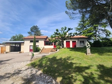 Nice Property with swimming pool and dependances - house P5 - for sale - near Villeréal - ST Eutrope de Born  (Lot-et-Garonne)