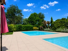 Beautiful historic stone property with wooded grounds - Outbuildings and swimming pool - for sale - near CASTILLONNES (47)