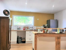 Maison de plain pied à rénover en partie - 3 pièces - avec jardin et dépendances - à MONTAIGU DE QUERCY (82)