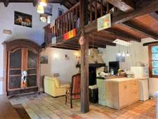 Jolie Maison en pierre avec jardin - à vendre - 3 pièces  (46)