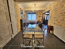 Charming stone house – Generous living spaces in the heart of Sérignac-sur-Garonne