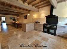 Characterful 18th-century residence with swimming pool, 5 suites and bed and breakfast business – Vianne