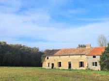 Belle Fermette 4 pièces à rénover avec dépendances  MIRAMONT DE GUYENNE (47)