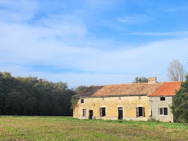 Belle Fermette 4 pièces à rénover avec dépendances  MIRAMONT DE GUYENNE (47)