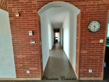 Family home of 233 m² with independent apartment – 2000m² of land – Feugarolles, near the canal and A62