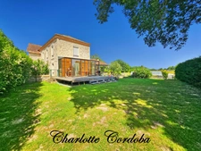 Maison familiale en pierre de 174 m² avec grand terrain et dépendances – Fort potentiel FEUGAROLLES (47)