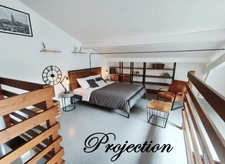 Maison de charme à 50 m du Lot avec mezzanine et terrasse