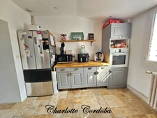 🏡 Maison de plain-pied 3 pièces rénovée avec jardin de 610 m² et double garage – Le calme à deux pas des commodités !