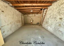 Maison à vendre avec fort potentiel 1 pièce LAVARDAC (47)